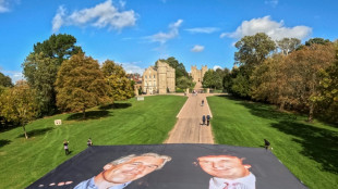 Trump inicia segunda visita oficial ao Reino Unido, onde protestos são esperados