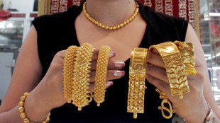 Oro ancora in volo, a 4.187,02 dollari (+1,06%)