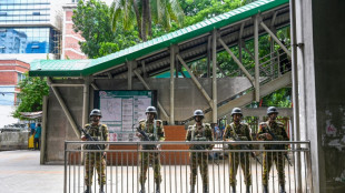 Bangladesh : les &eacute;tudiants menacent de reprendre les manifestions, l'internet r&eacute;tabli