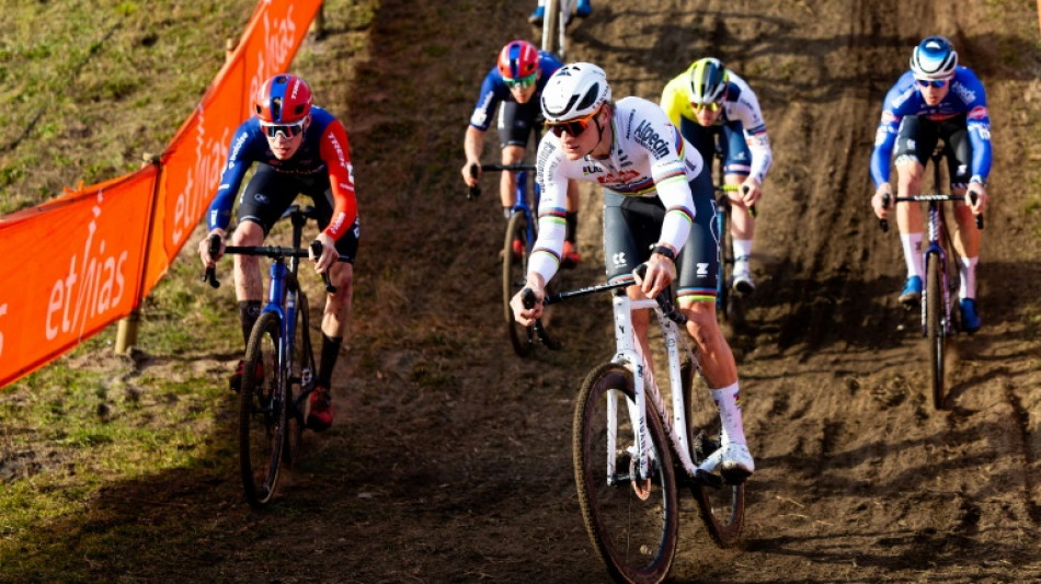 Van der Poel, de nuevo imperial a una semana de los Mundiales de ciclocr&oacute;s