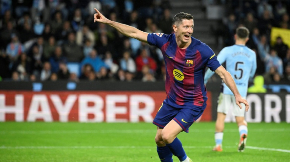 Lewandowski hat-trick helps Barca punish Real Madrid slip