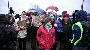 Greta Thunberg se une a protesta contra la construcci&oacute;n de una autopista en Francia 