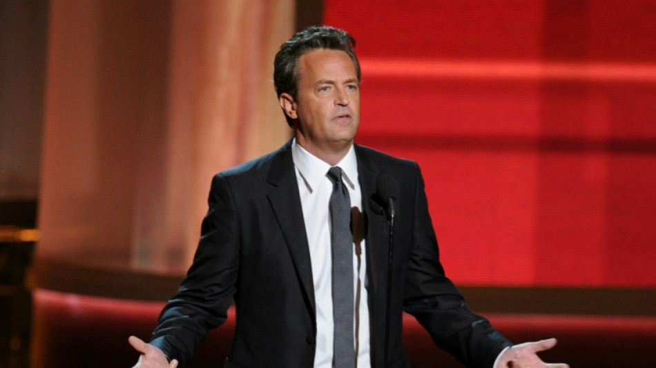 Un m&eacute;decin li&eacute; &agrave; la mort de la star de "Friends" Matthew Perry plaide coupable