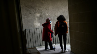 Pr&egrave;s de la moiti&eacute; des aidants de seniors &eacute;voquent un impact sur leur sant&eacute;, selon une &eacute;tude
