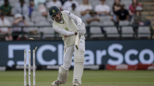 Starc takes six as Australia fight back in South Africa decider