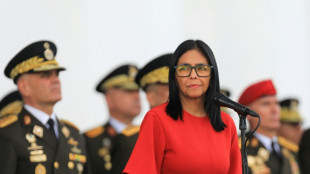 Los militares de Venezuela juran "lealtad y subordinaci&oacute;n" a la nueva presidenta