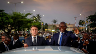 Macron salue le "tournant" au Gabon apr&egrave;s le putsch de 2023