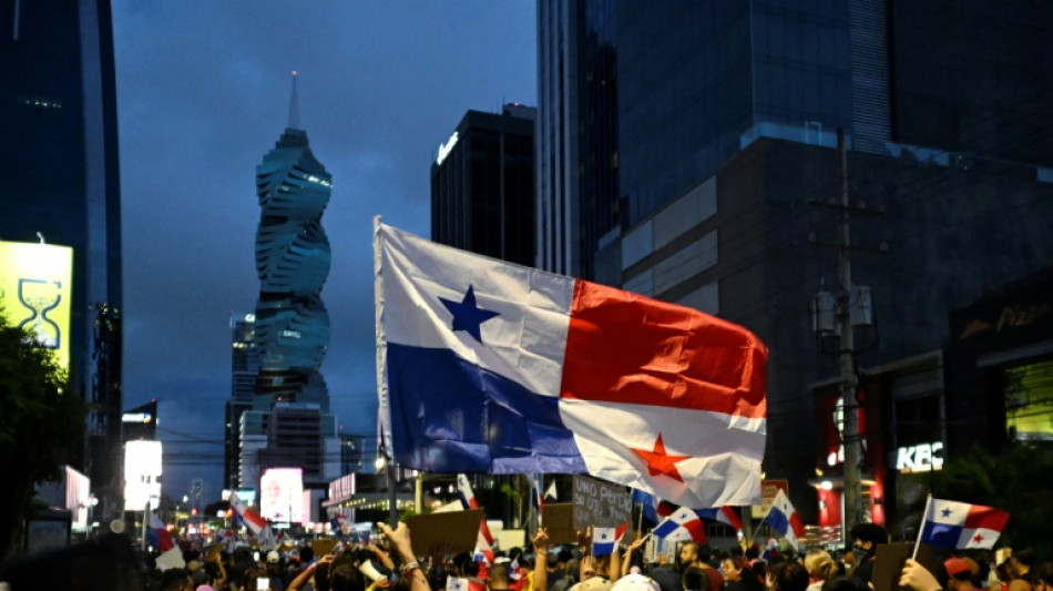 Multitudinaria marcha exige un "Panam&aacute; sin miner&iacute;a"