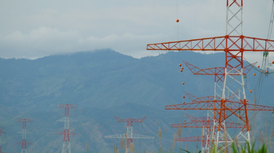 Les tensions commerciales entre Colombie et Equateur montent d'un cran, menaces sur l'&eacute;nergie