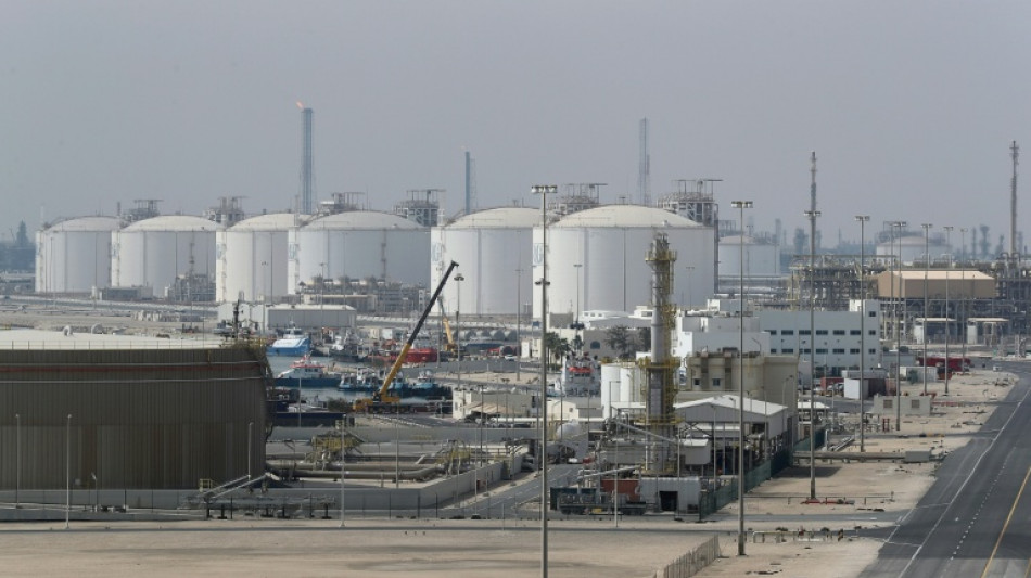 Stocks drop, as oil rises as Mideast war persists