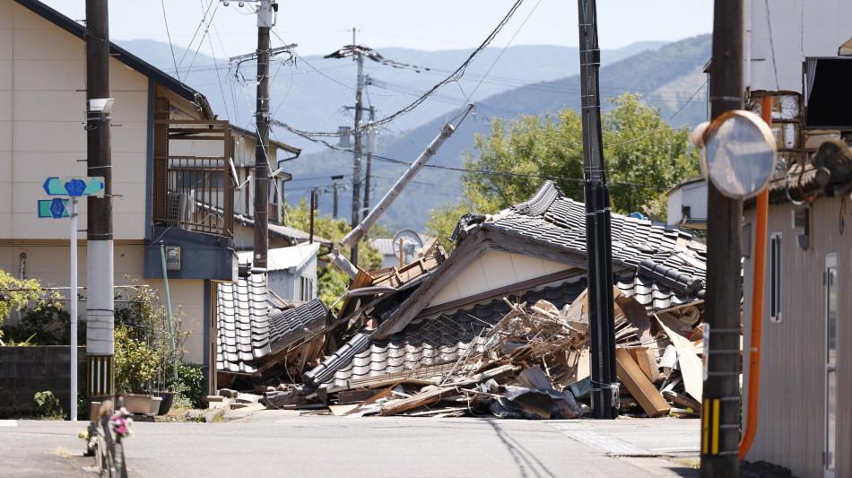 Terremoto Giappone, dopo tre settimane ancora 3.000 sfollati