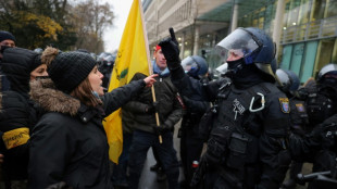 B&uuml;rgermeister klagen &uuml;ber Attacken durch Gegner von Corona-Schutzma&szlig;nahmen